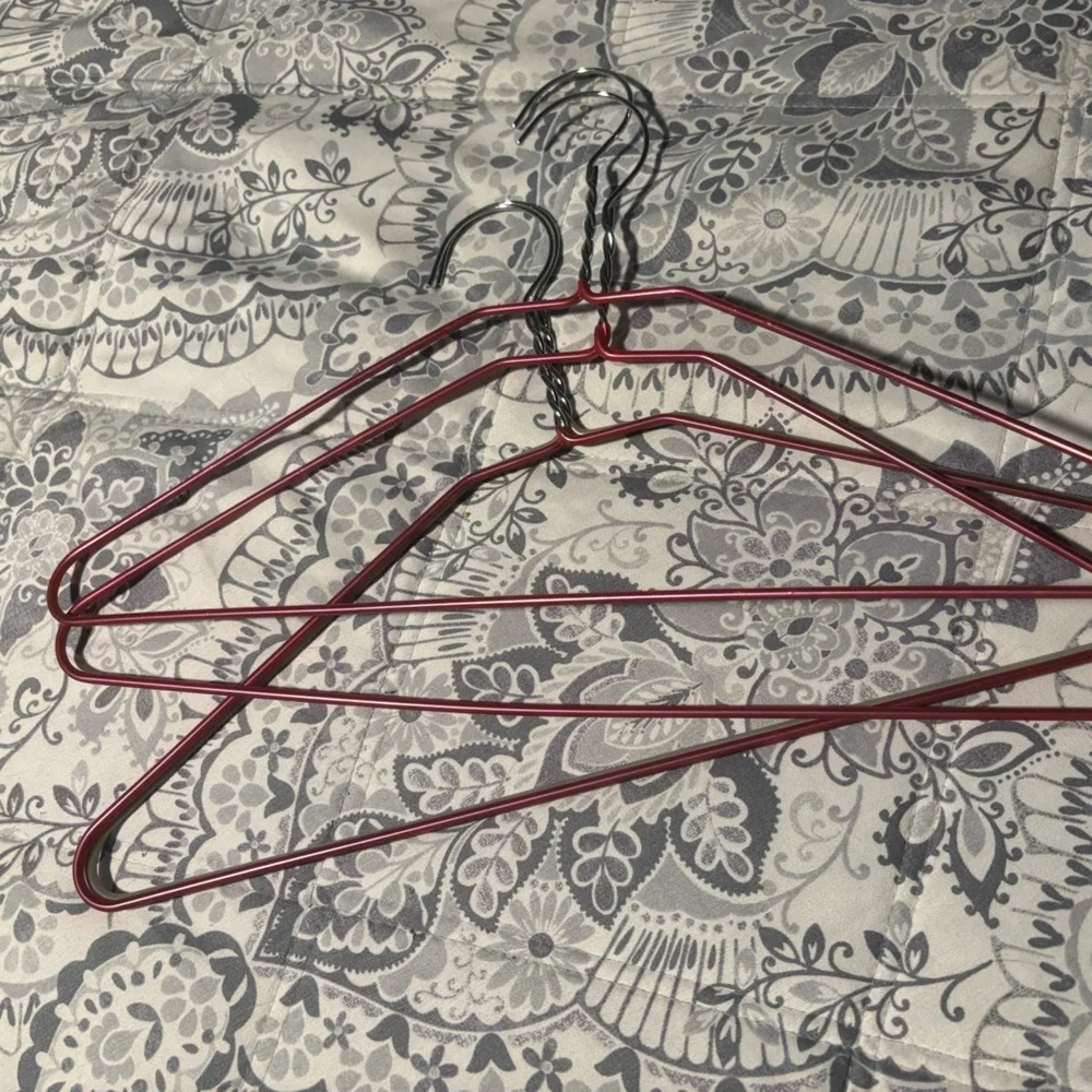 Free when bundled 8 plastic grip Hangers free with purchase nwot